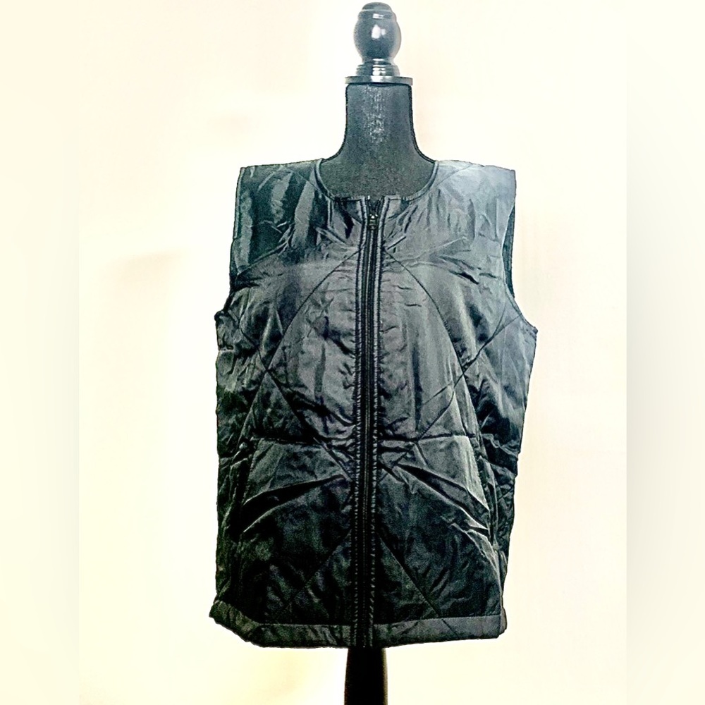 NWT Socialite Back Puffer Vest S/M